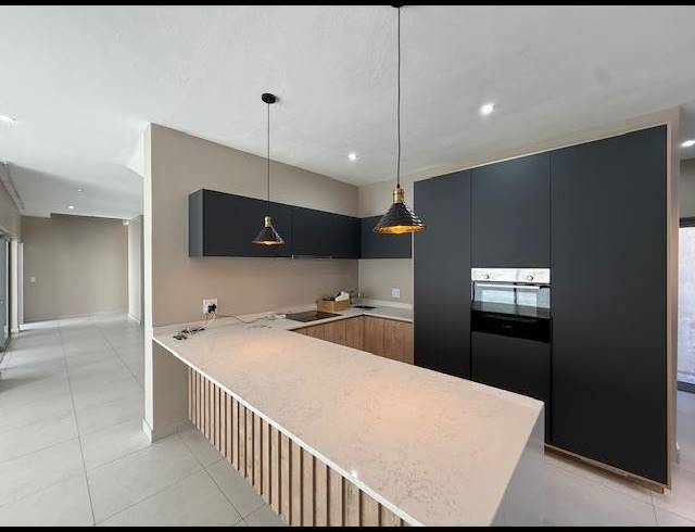 3 BEDROOM HOUSE FOR SALE IN BRYANSTON
